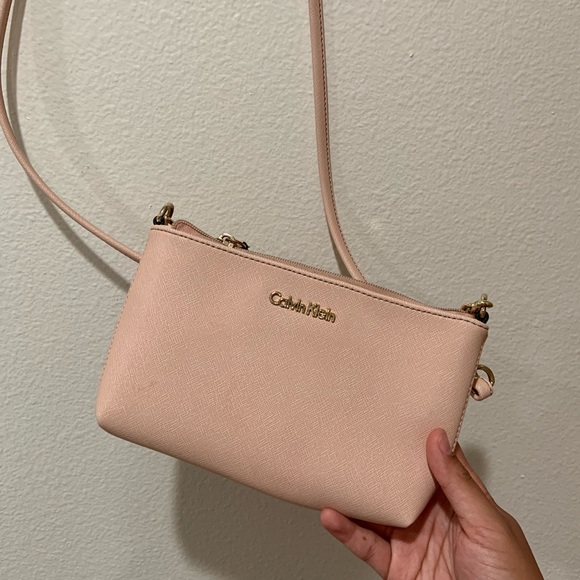 NWOT Calvin Klein crossbody purse